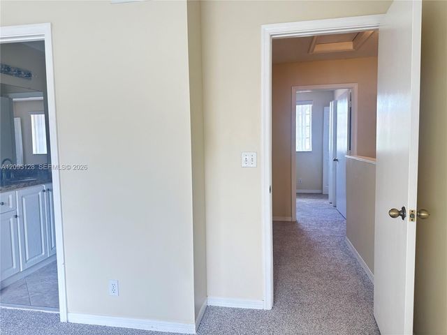 3677 San Simeon Circle, Weston, FL 33331