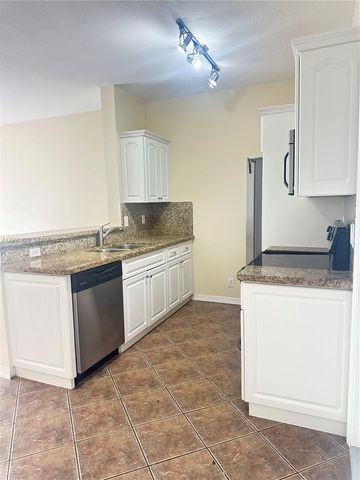3677 San Simeon Circle, Weston, FL 33331