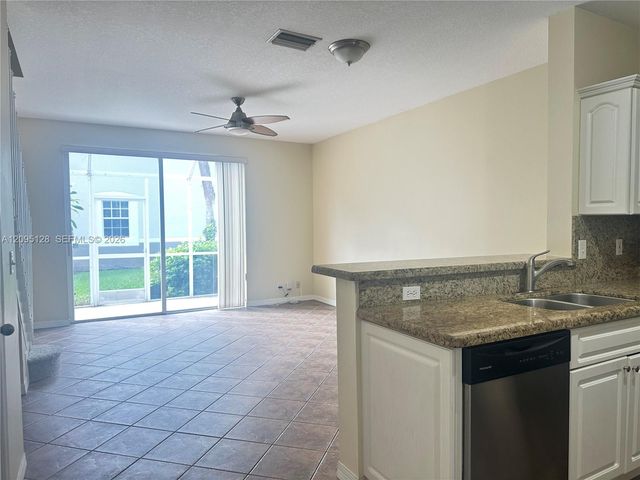 3677 San Simeon Circle, Weston, FL 33331