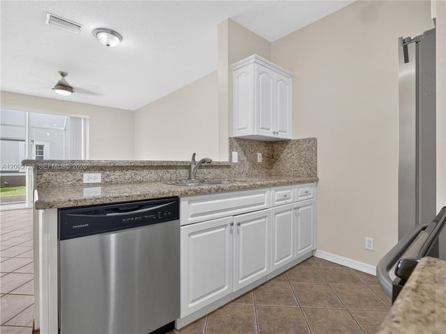 3677 San Simeon Circle, Weston, FL 33331