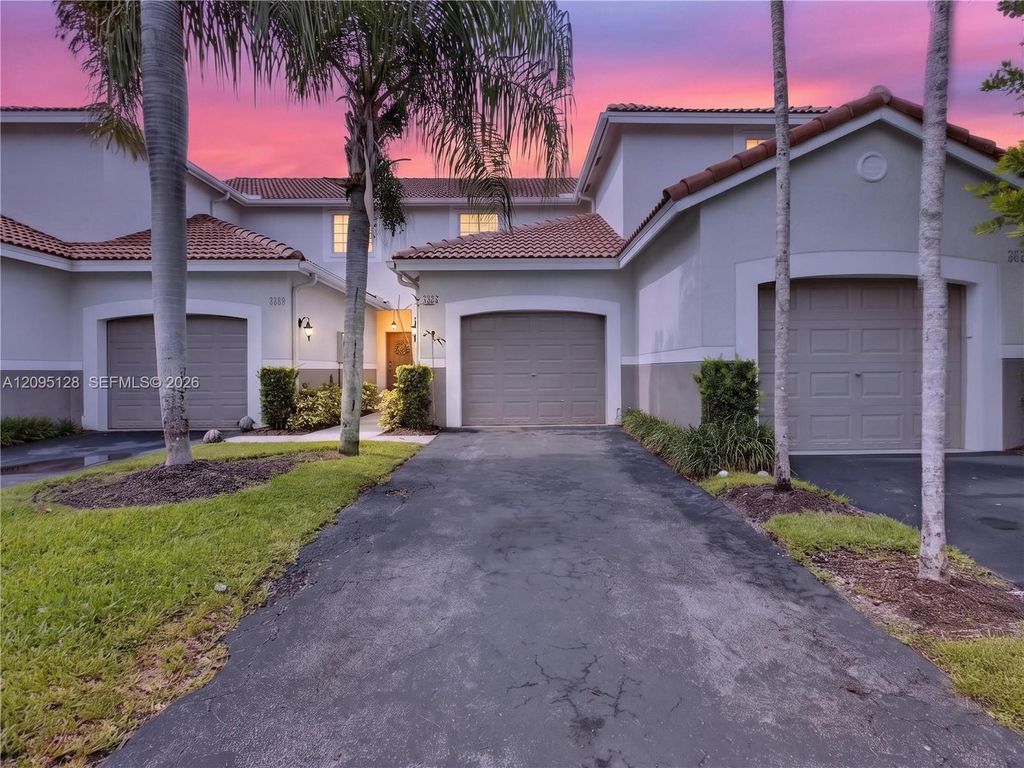 3677 San Simeon Circle, Weston, FL 33331