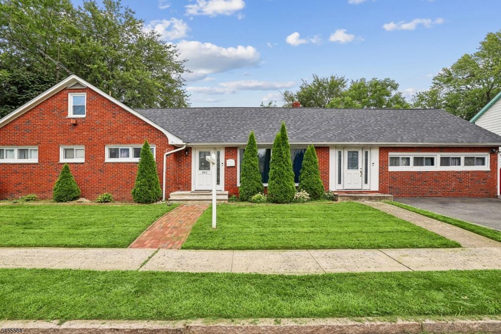 382 Amherst St, East Orange City, NJ 07018 — exterior