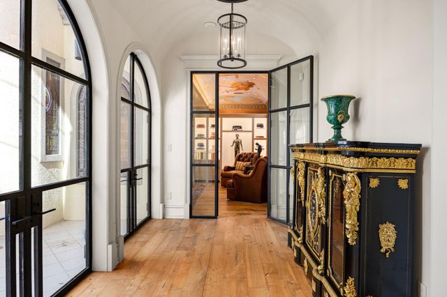 1604 North Boulevard, Houston, TX 77006