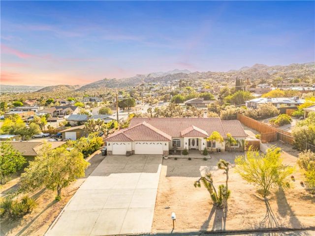 6366 Murrieta, Yucca Valley, CA 92284
