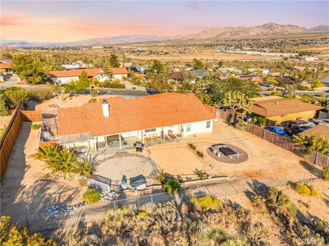 6366 Murrieta, Yucca Valley, CA 92284