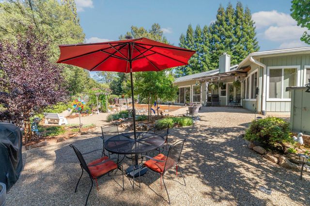 13610 Tony Ct, Pine Grove, CA 95665