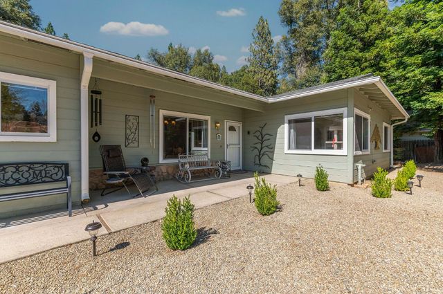 13610 Tony Ct, Pine Grove, CA 95665
