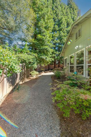 13610 Tony Ct, Pine Grove, CA 95665