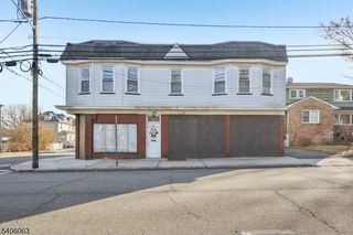 125 Madeline Ave, Clifton City, NJ 07011