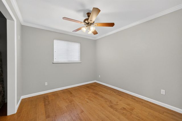 6748 Golf View Dr, Sacramento, CA 95822