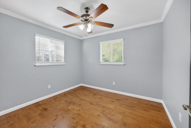 6748 Golf View Dr, Sacramento, CA 95822