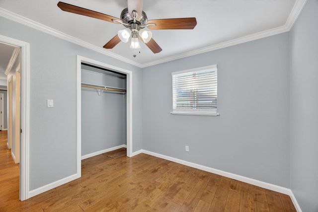 6748 Golf View Dr, Sacramento, CA 95822