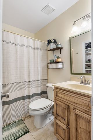 1429 Timber Valley Dr, Nashville, TN 37214