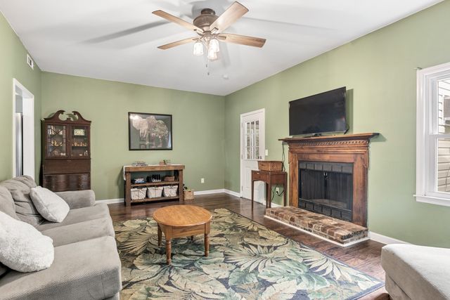 1429 Timber Valley Dr, Nashville, TN 37214