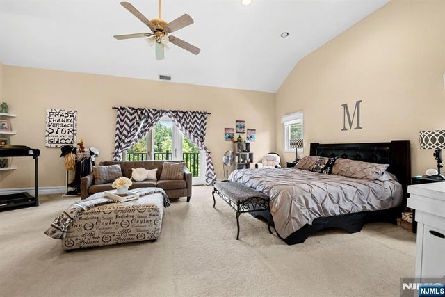 70 Farmingdale Road, Wayne, NJ 07470
