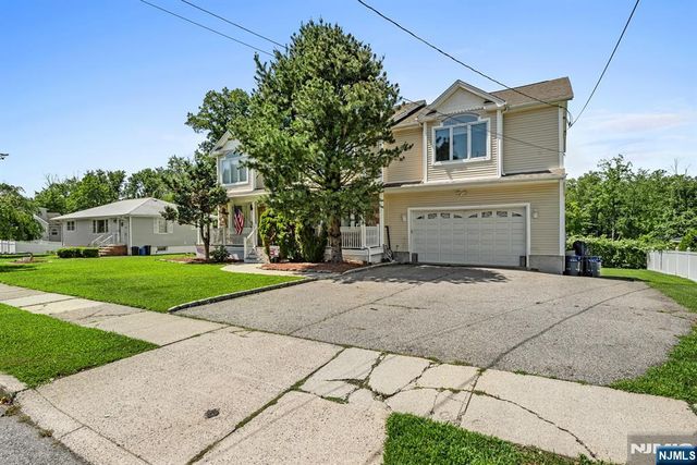 70 Farmingdale Road, Wayne, NJ 07470
