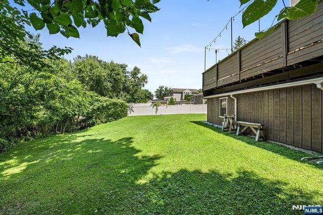 70 Farmingdale Road, Wayne, NJ 07470
