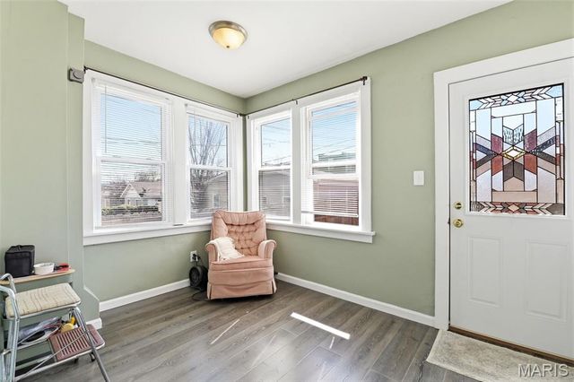 5042 Tholozan Avenue 5042 & 5042A, St Louis, MO 63109