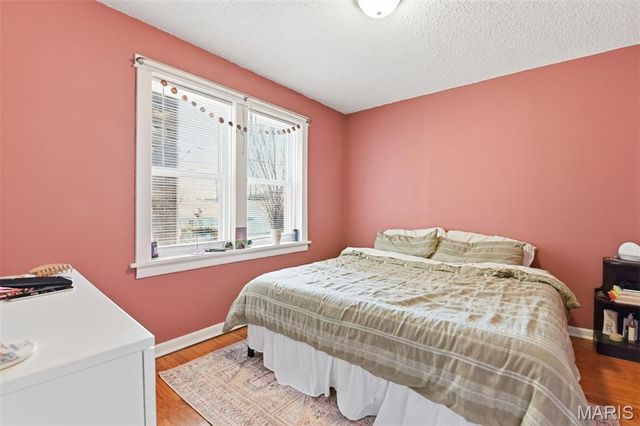 5042 Tholozan Avenue 5042 & 5042A, St Louis, MO 63109