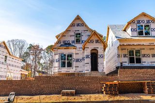 724 Powell Drive, Raleigh, NC 27606