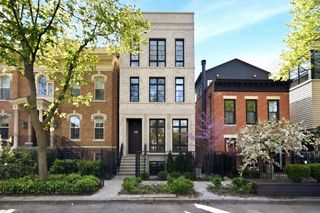 1944 N Fremont Street, Chicago, IL 60614