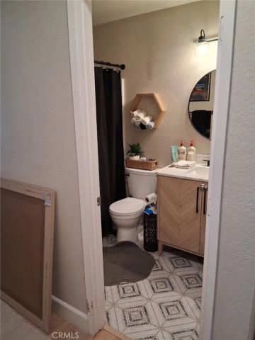2795 W Meyers, San Bernardino, CA 92407