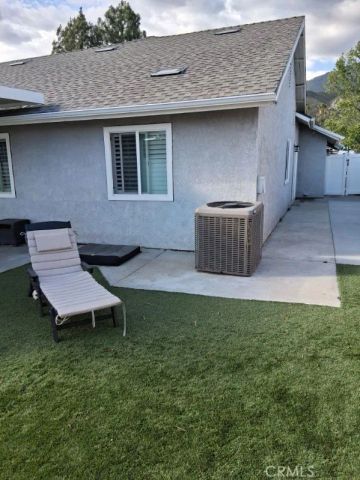 2795 W Meyers, San Bernardino, CA 92407