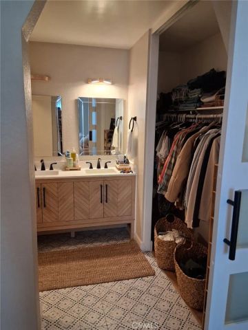 2795 W Meyers, San Bernardino, CA 92407
