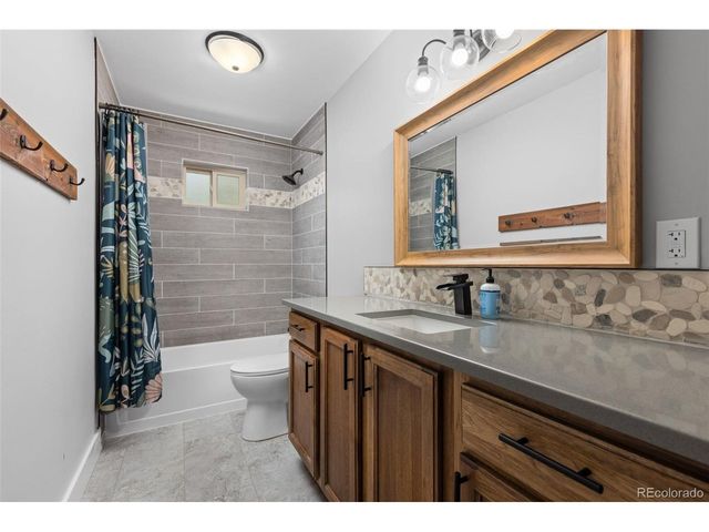 14 Deer Rd, Idaho Springs, CO 80452