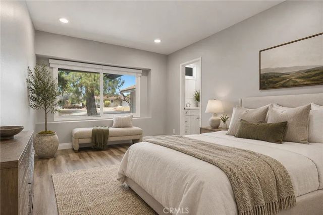 9754 Yolanda Avenue, Northridge, CA 91324
