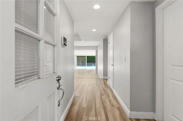 9754 Yolanda Avenue, Northridge, CA 91324