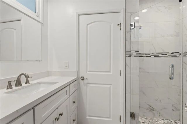 9754 Yolanda Avenue, Northridge, CA 91324