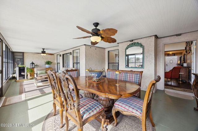 21 FOX VALLEY Drive, Orange Park, FL 32073