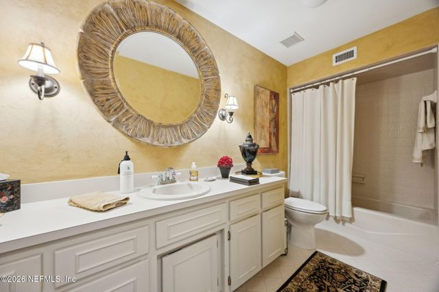 21 FOX VALLEY Drive, Orange Park, FL 32073