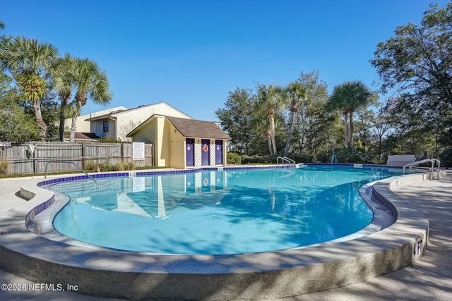 21 FOX VALLEY Drive, Orange Park, FL 32073