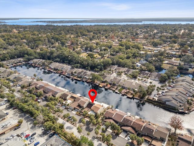 21 FOX VALLEY Drive, Orange Park, FL 32073