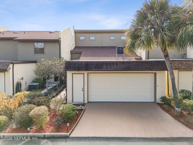 21 FOX VALLEY Drive, Orange Park, FL 32073