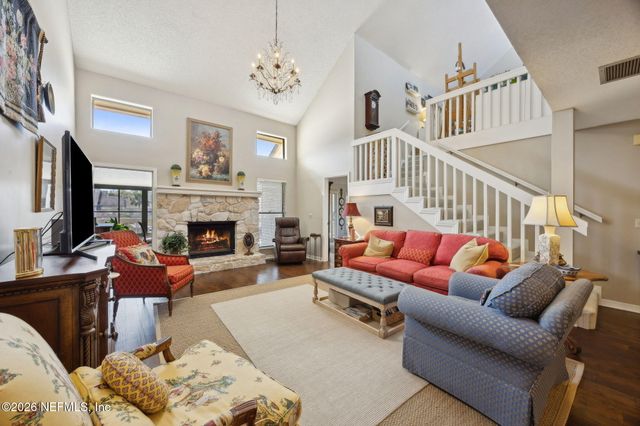 21 FOX VALLEY Drive, Orange Park, FL 32073