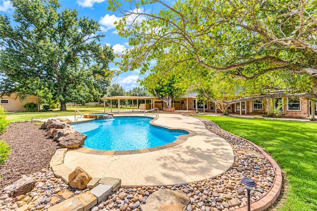 4810 Hunterwood Circle, Richmond, TX 77406