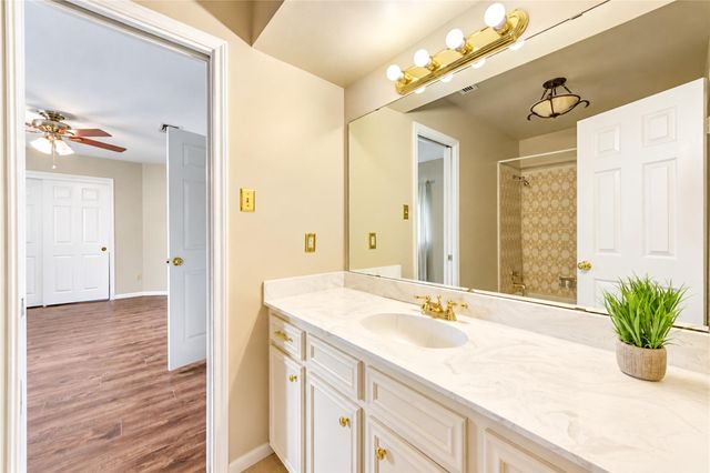 4810 Hunterwood Circle, Richmond, TX 77406