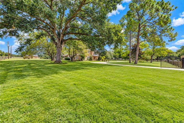4810 Hunterwood Circle, Richmond, TX 77406