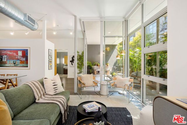 4080 Glencoe Avenue 104, Marina Del Rey, CA 90292