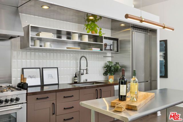 4080 Glencoe Avenue 104, Marina Del Rey, CA 90292