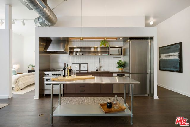 4080 Glencoe Avenue 104, Marina Del Rey, CA 90292