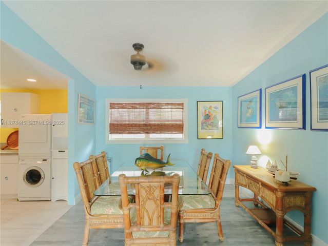 141 Ocean Dr, Tavernier, FL 33070