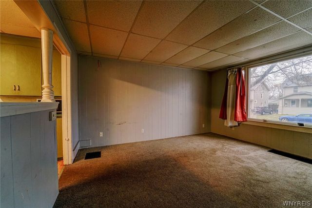 241 Lincoln Avenue, Dunkirk, NY 14048