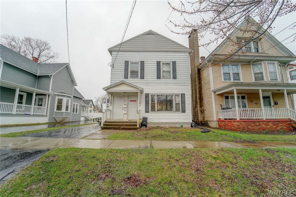 241 Lincoln Avenue, Dunkirk, NY 14048