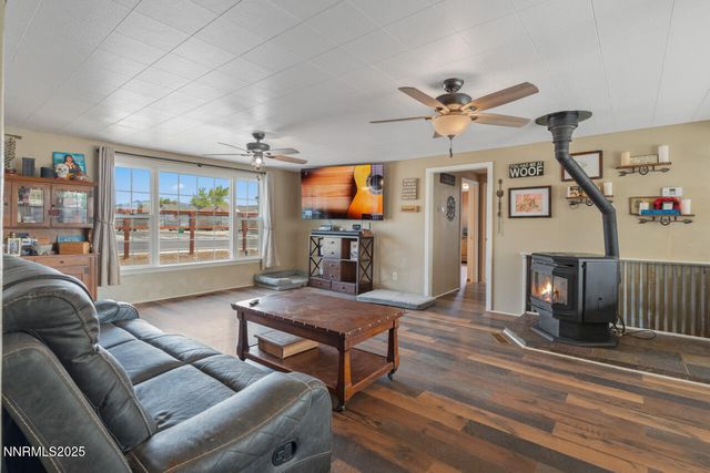 270 Elm Street, Fernley, NV 89408