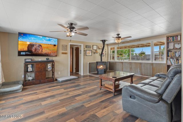 270 Elm Street, Fernley, NV 89408