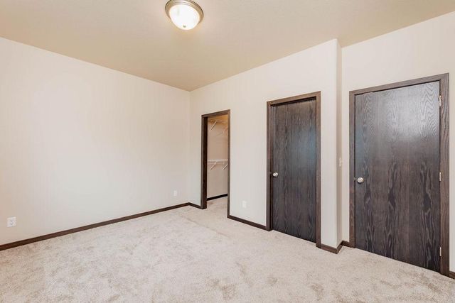 3062 39th Avenue S, Moorhead, MN 56560